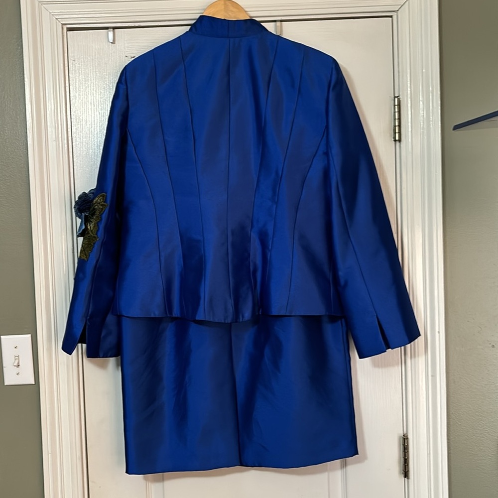 Beautiful, Beautiful Royal Blue Suit - Picture 2 of 6